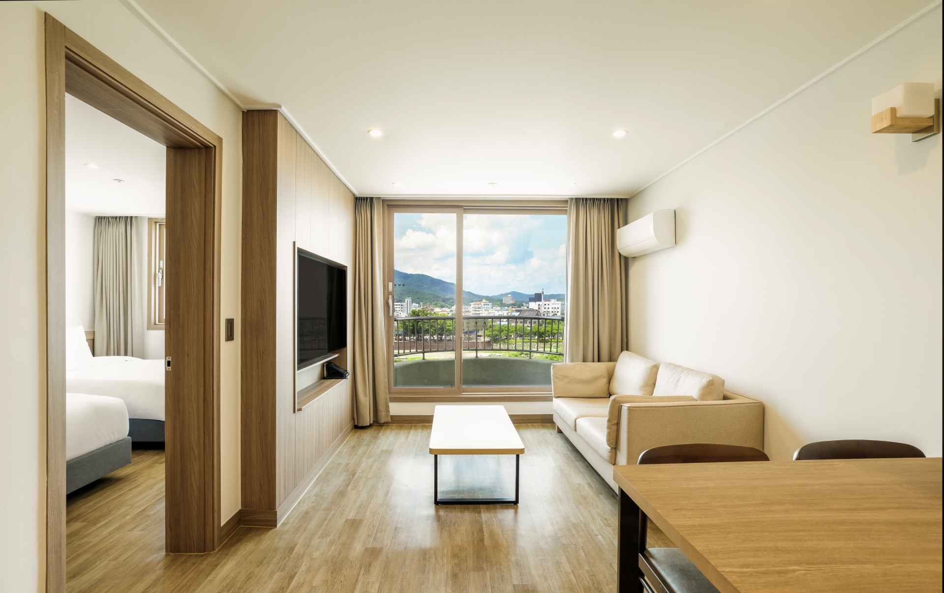 Room Main